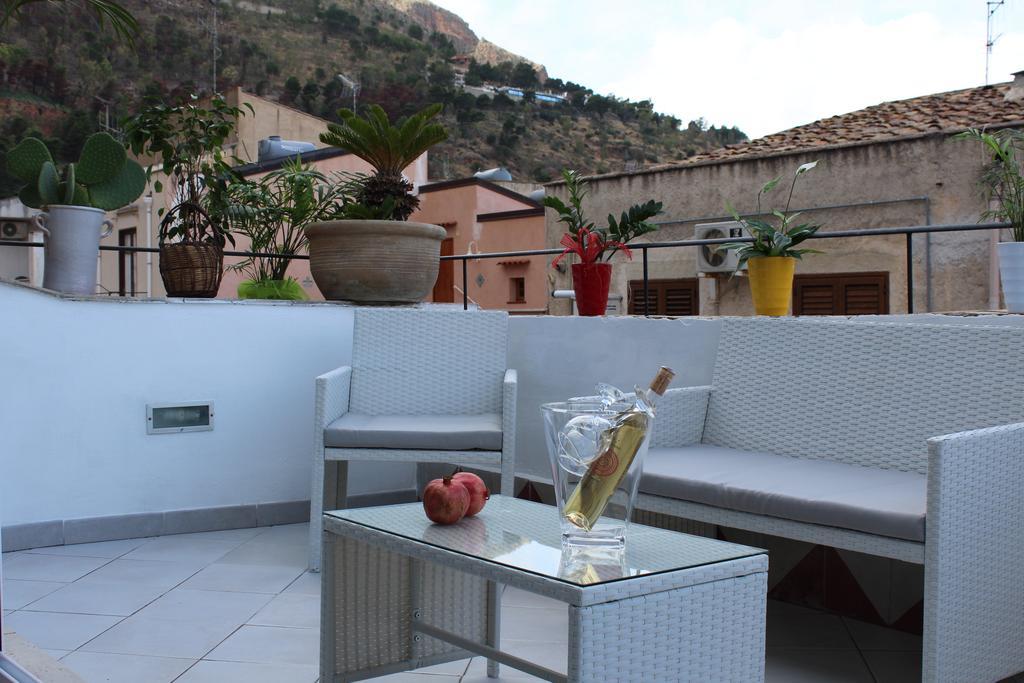 فيلا Terrazza In Palazzo Taormina كاستيلاّماري ديل غو المظهر الخارجي الصورة