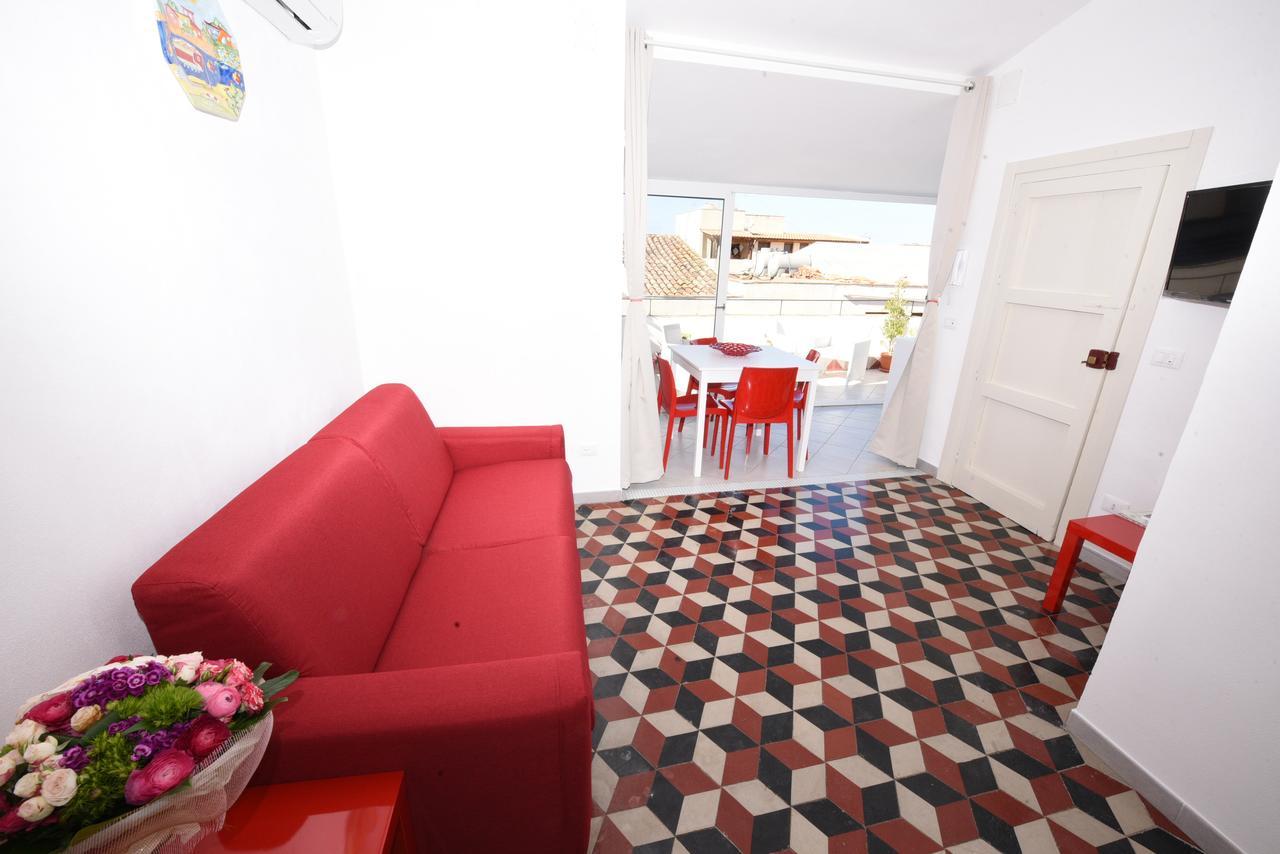 فيلا Terrazza In Palazzo Taormina كاستيلاّماري ديل غو المظهر الخارجي الصورة