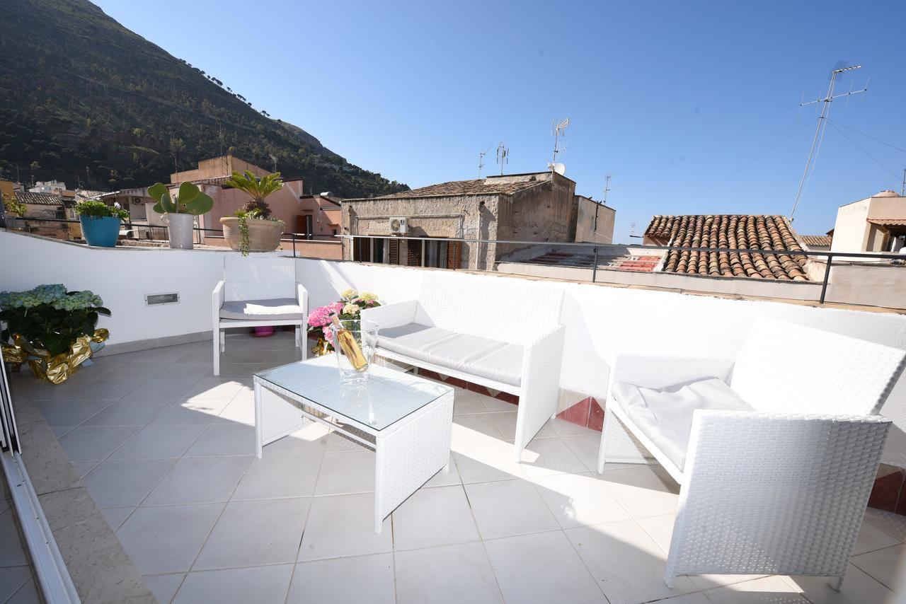 فيلا Terrazza In Palazzo Taormina كاستيلاّماري ديل غو المظهر الخارجي الصورة